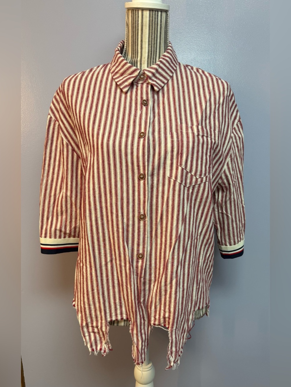 POL Striped Red & White Cotton Casual Button-Up Shirt frayed asymmetric hem S